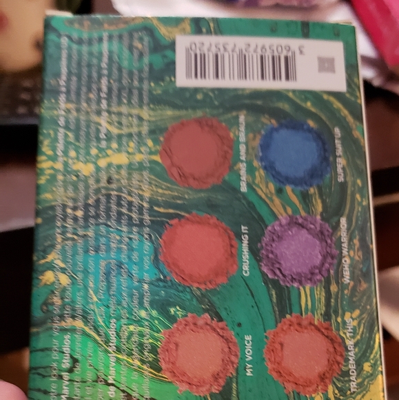 Urban Decay X MARVEL STUDIOS' SHE-HULK EYESHADOW PALETTE NIB NEW IN BOX - Picture 5 of 12